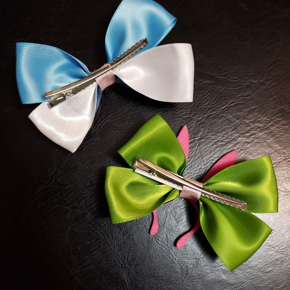 Bob's Burgers Clip on Hair Bows - Picture 2 of 2